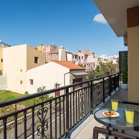 Old Harbor Luxury Living Chania * Chania (Crete)
