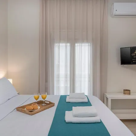 Old Harbor Luxury Living Chania *
