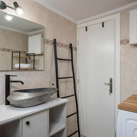 Old Harbor Luxury Living Chania * Chania (Crete)