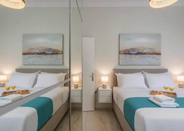 Calmera Luxury Living Apartment