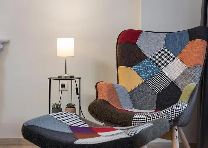 Calmera Luxury Living Apartment